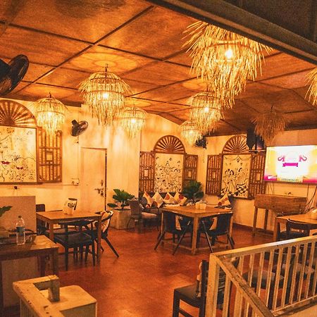 Raposo Resorts Vagator Bagian luar foto