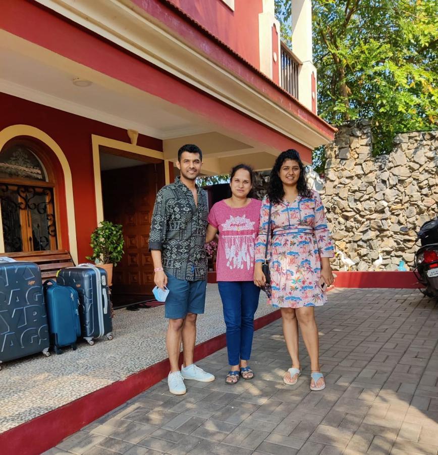 Raposo Resorts Vagator Bagian luar foto